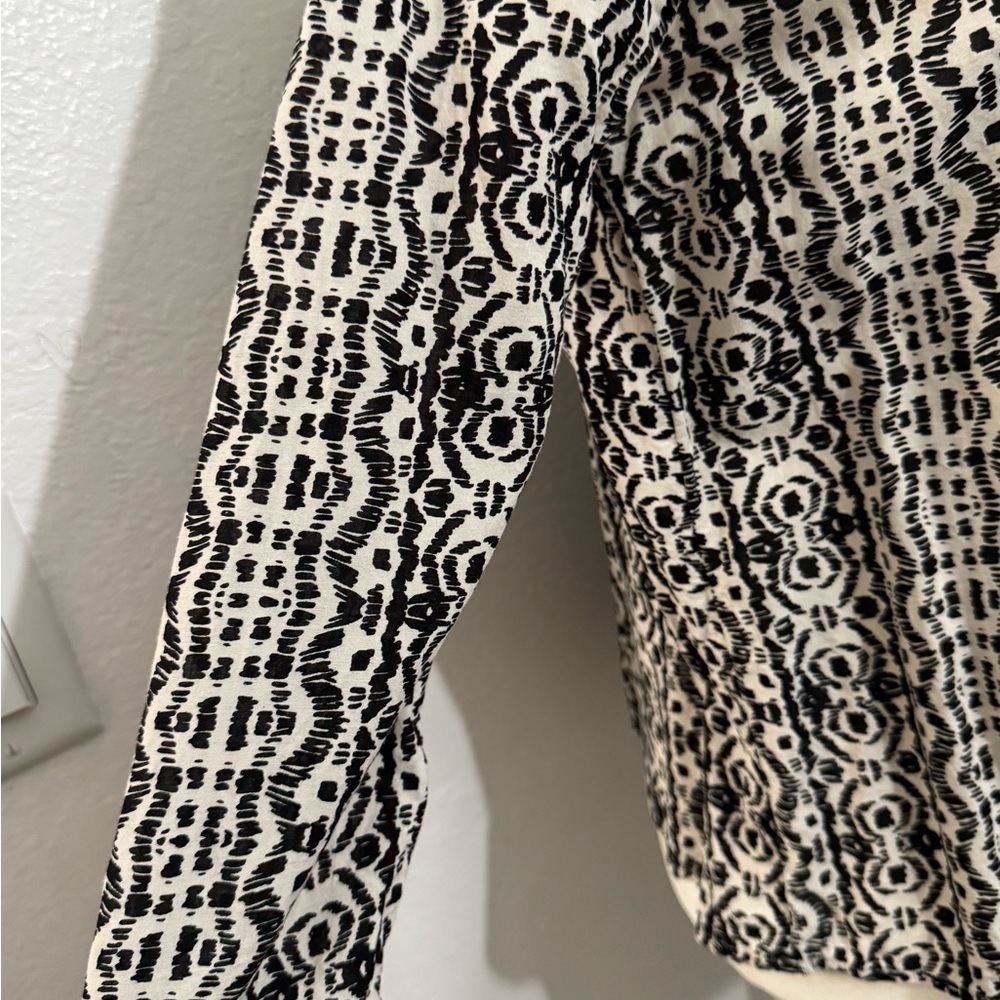 Anthropologie Vanessa Virginia pattern top size 0 - Picture 3 of 10